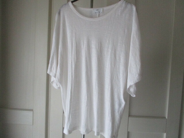 ◆アリュード　白　リネン１００％ゆるTシャツ　美品◆