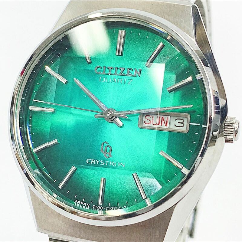美品 動作品 CITIZEN シチズン CRYSTRON 4-710037 K クオーツ メンズ腕時計 クリストロン カットガラス 緑文字盤 希少 年代物