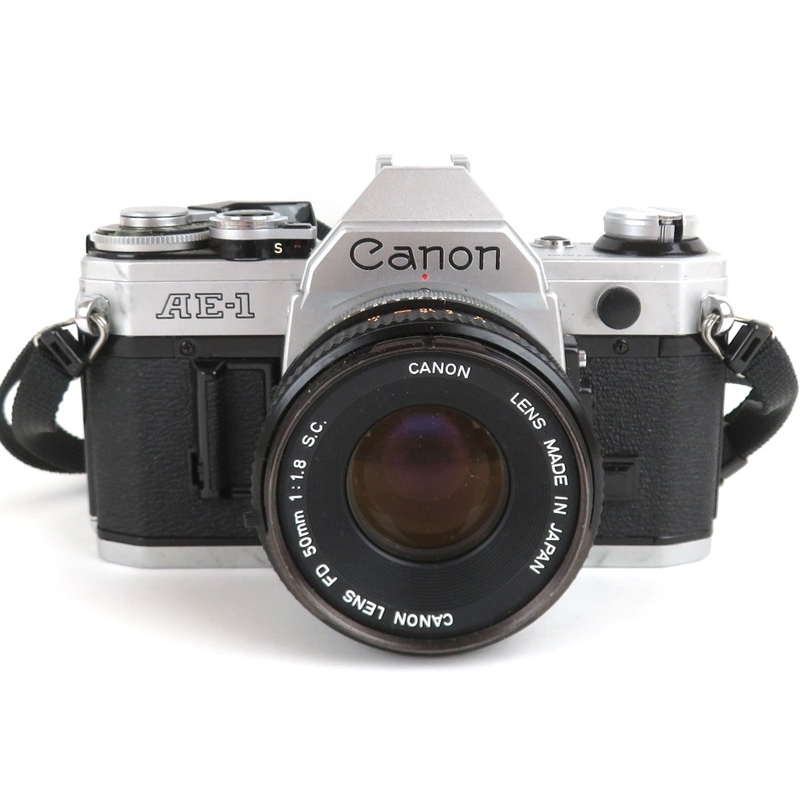 Canon キャノン AE-1 フィルムカメラ 35mmフォーカルプレーンシャッター式一眼レフカメラ CANON LENZ FD 50mm 1:1.8 0613-032