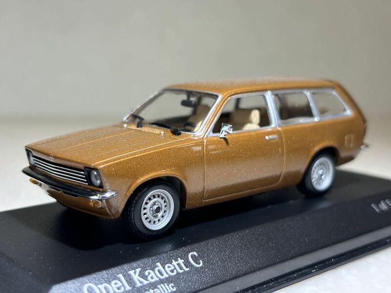 1/43 「オペル カデットC キャラバン」1973 ブロンズメタリック 「いすゞ ジェミニ」兄弟車 ミニチャンプス製 430 045617