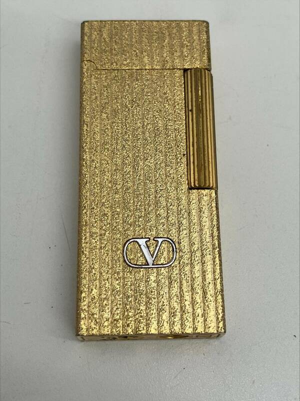 #6642VALENTINO GARAVANI ヴァレンティノガラヴァーニ ライター ローラー式 ゴールドカラー