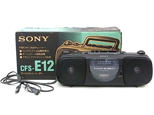h1226 SONY CFS-E12 ソニー　ラジオカセットコーダー　通電OK　コード付　元箱