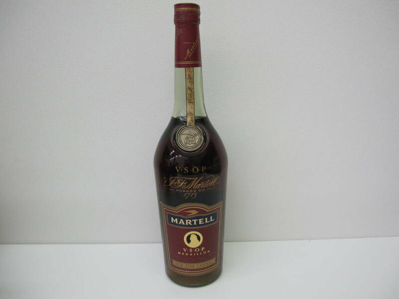 750 酒祭 洋酒祭 マーテル VSOP メダイヨン 赤ラベル 1000ml 40% 未開栓 自宅保管品 MARTELL　MEDAILLON OLD FINE COGNAC コニャック