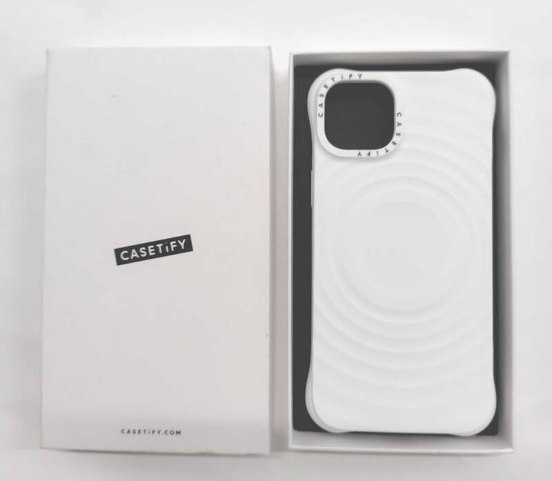 ★【在庫処分価格】CASETiFY ホワイト iPhone 15 Plus ケース シリコン / 2mからの落下試験をクリア ホワイト☆C06-492a