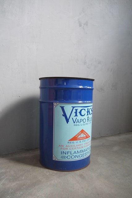 アンティーク　フランス VICK CHEMICAL COMPANY　メタル缶　ケース　ボックス　店舗什器
