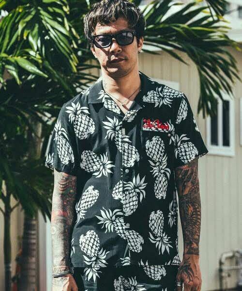 新品★完売★クライミーCRIMIE ALOHA PINEAPPLE SHIRT★パイナップルアロハ シャツ Mサイズ 総柄 ブラック 半袖シャツ 