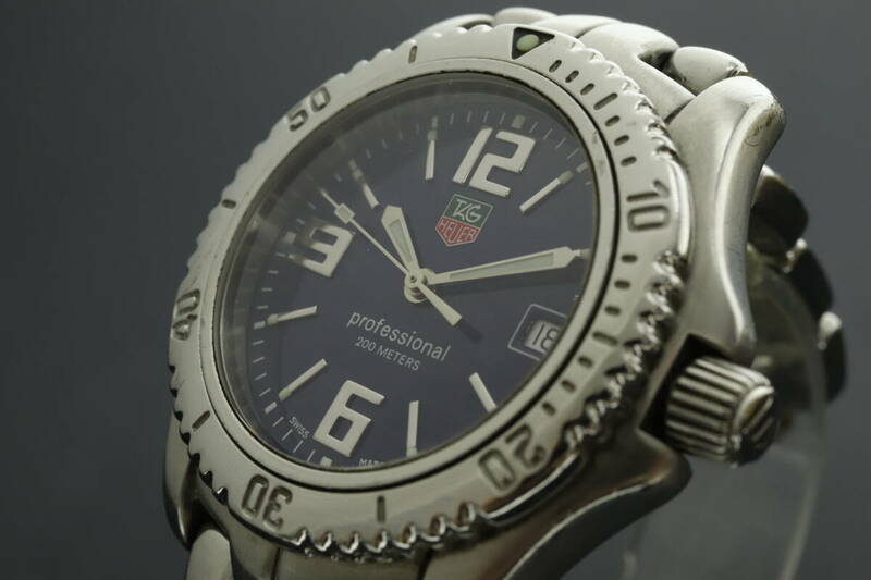 LVSP6-6-32 7T062-32 TAG HEUER タグホイヤー 腕時計 WT1213 プロフェッショナル デイト クォーツ 約121g メンズ シルバー ジャンク