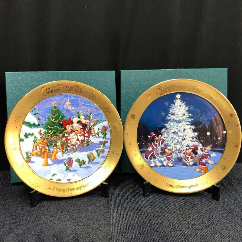 【中古美品】Disney ディズニー 絵皿 1996 1997クリスマス プレート 飾り皿　箱付き　I 403