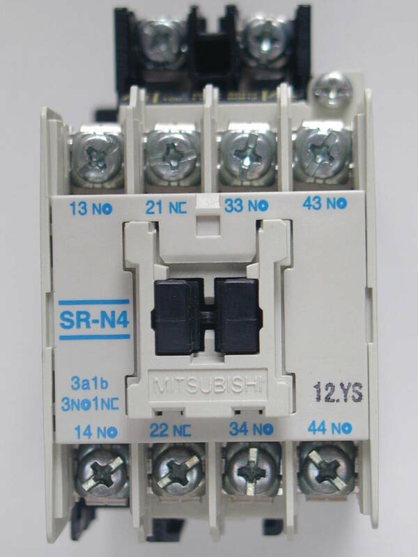 【美品】SR-N4 AC100V 3a1b コンタクタ形電磁継電器 三菱電機 長期保管品