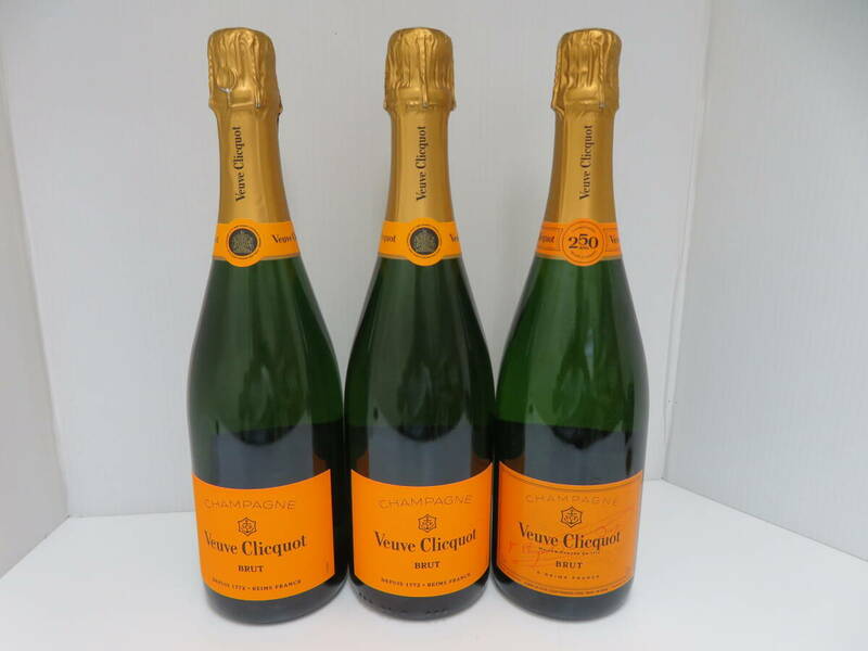 ヴーヴ　クリコ　ポンサルダン　イエローラベル　3本セット　ブリュット　シャンパン　未開栓　750ｍｌ　12.5％　Veuve　Clicquot　Burt