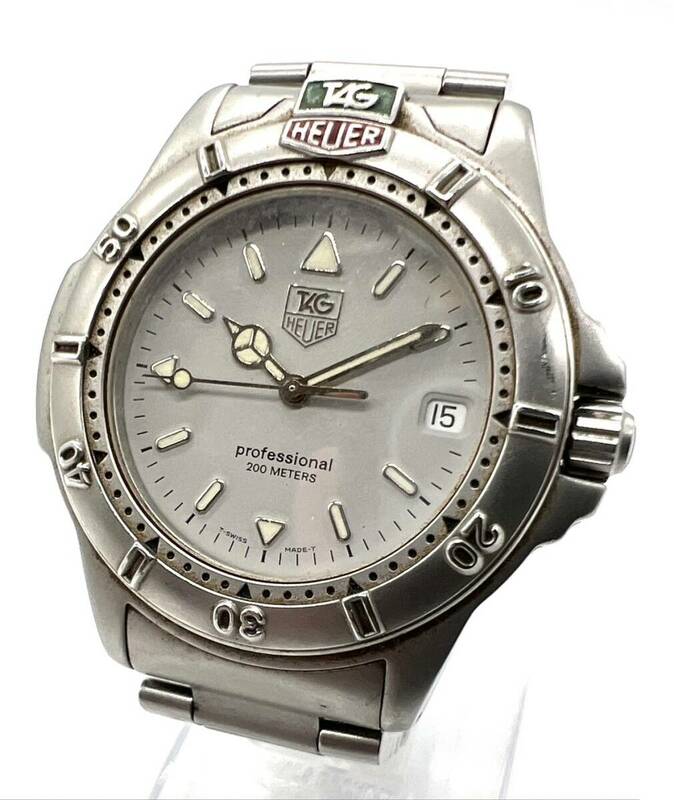 ■【2024年6月電池交換済】 TAG-HEUER タグホイヤー WF1110-0 Professional 200 プロフェッショナル QZ クォーツ デイト 白文字盤 腕時計