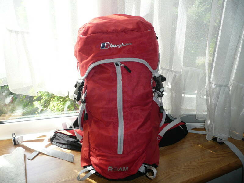 berghaus バーグハウス 好日山荘 W-ROAM30 極上 レディースバックパック ジュニア登山リュック 容量30L 赤 ハイキング-低山‐百名山-富士