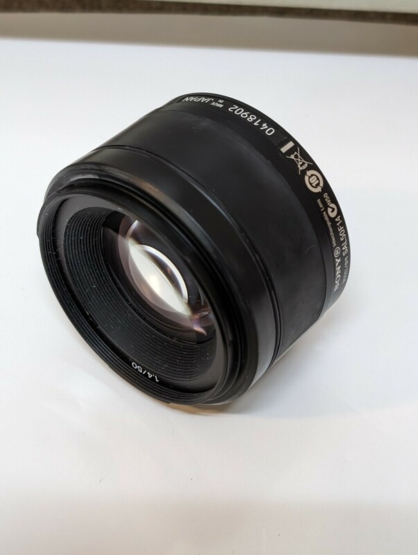 デジタル一眼カメラ用レンズ　50mm F1.4　ソニー　SAL50F14　αシリーズ　SONY　カメラレンズ