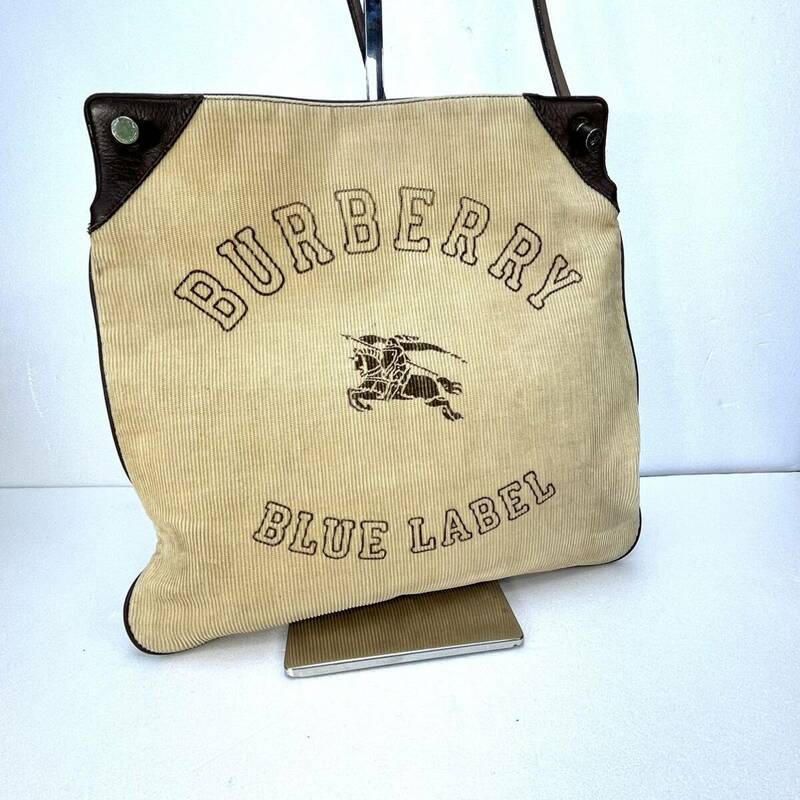 バーバリーブルーレーベル BURBERRY デカロゴ ショルダーバッグ 斜めがけ コーデュロイ×本革 ベージュ×濃茶 シークレットホース 三陽商会