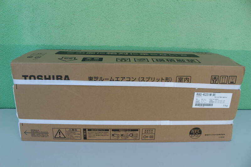 東芝　TOSHIBA エアコン K-Mシリーズ おもに6畳用 RAS-K221M-W　未使用に近い 動作未確認品