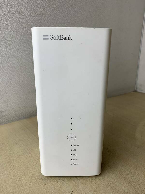 【ジャンク品】Softbank　ソフトバンク　B610s79a　Wi-Fi　ルーター　24s132