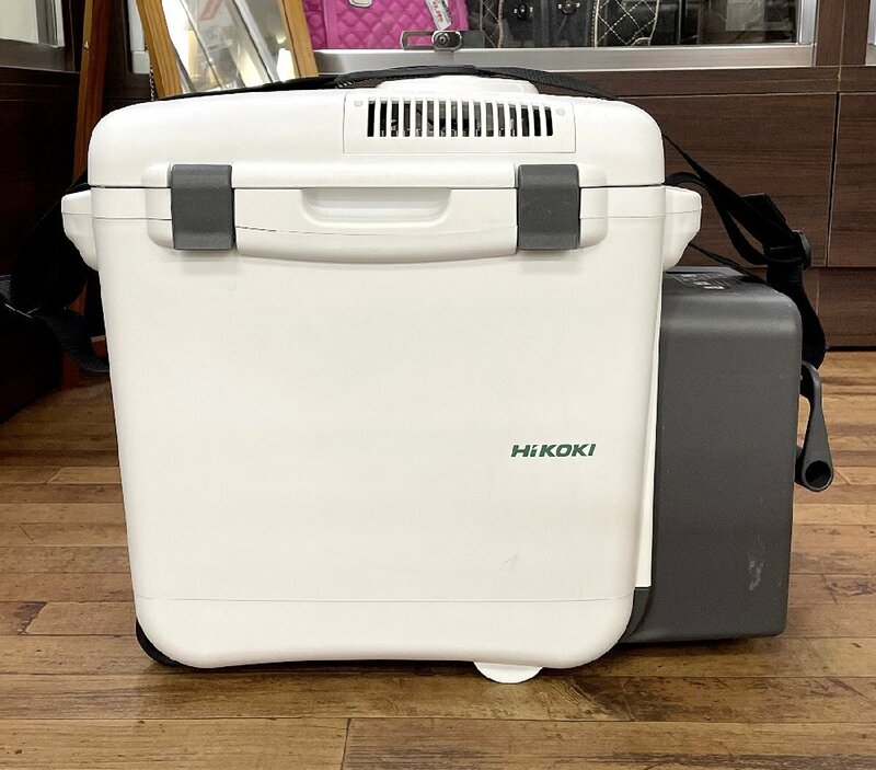 動作品 HiKOKI マルチボルト コードレス冷温庫 UL18DA 25L/3電源対応/キャスター付/生活防水 ハイコーキ