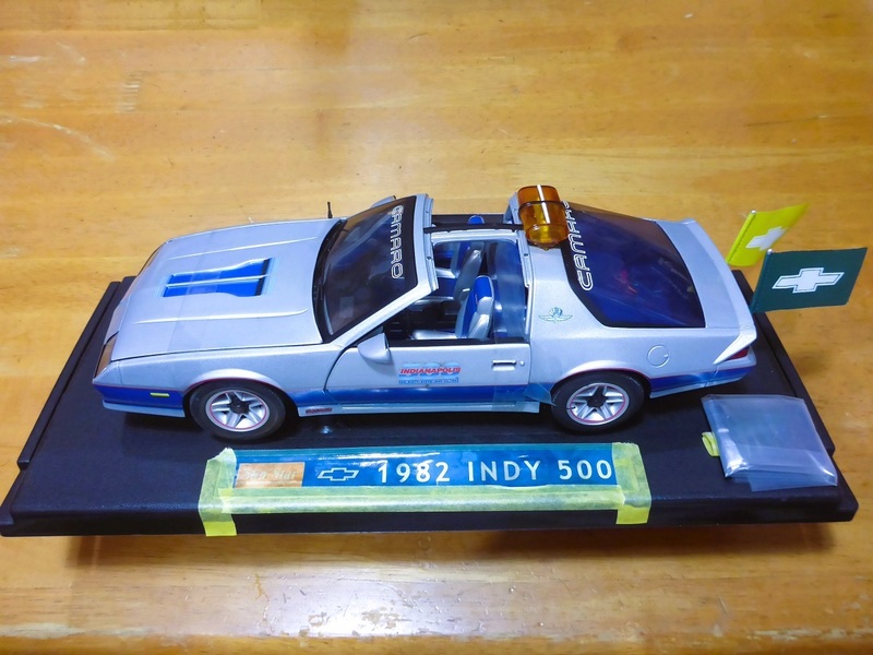 【Sun Star】1/18 CHEVROLET CAMARO 1982 INDY500 シボレー カマロ シェビー インディ ペースカー 絶版 希少