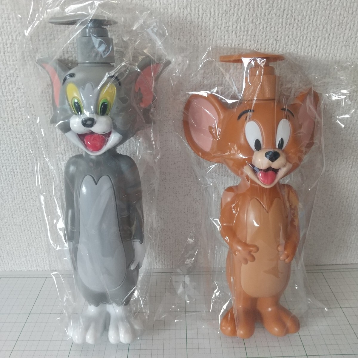 トムとジェリー　フィギュア　ボトル　インテリア　ディスペンサーボトル　シャンプー　アメトイ　アメ雑　キャラクター