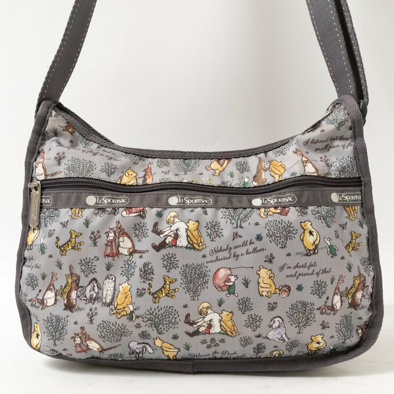 LeSportsac × Disney レスポートサック × ディズニー コラボ CLASSIC POOH クラシックプー くまのプーさんショルダーバッグ グレー bag