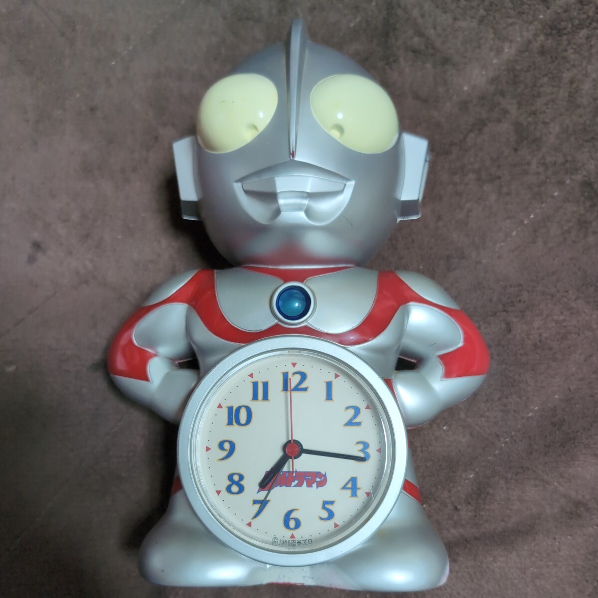 希少！レア！昭和レトロ 円谷プロ　ウルトラマン　 おしゃべり目覚まし時計　ＪＦ３３６ しゃべります！　動作OK　約24cm　