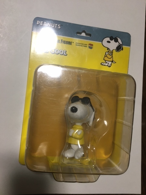  SNOOPY フィギュア UDF ピーナッツ スヌーピー ジョークール joe cool メディコムトイ　新品　送料無料 送料無料 匿名配送 未使用