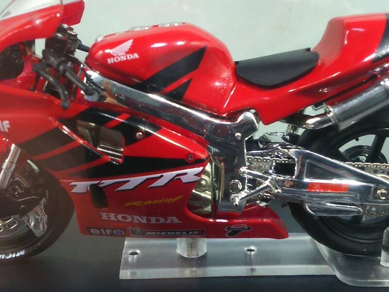 1/24 チャンピオンバイク 未開封 #60 HONDA VTR1000 2000年 ルマン 24H ホンダ 耐久レース 送料410円 同梱歓迎 追跡可 匿名配送