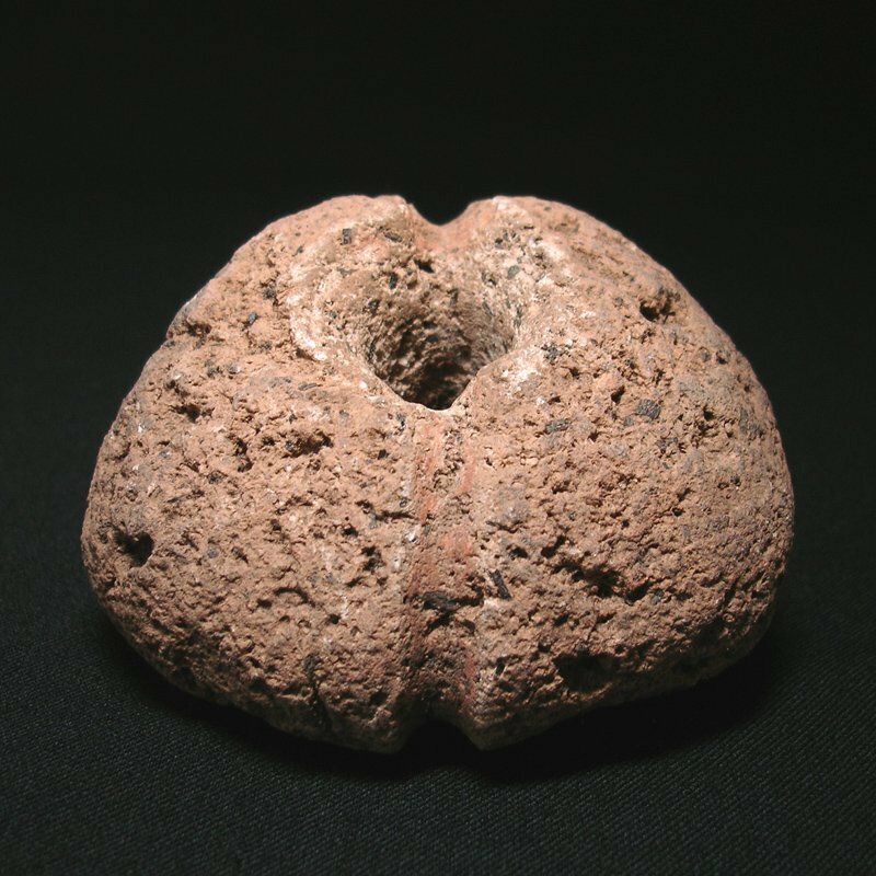 慶應◆古代土器コレクター放出品 縄文時代 火山岩を彫って生み出した丸い置物 石器