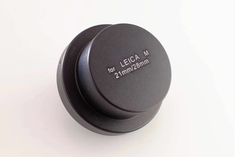 Leica ライカ M スーパーアンギュロン28、21ｍｍ用 金属製レンズリアキャップ 黒*（非純正）