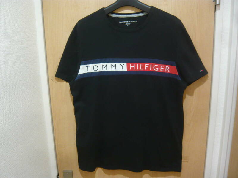 TOMMY HILFIGER トミーヒルフィガー 胸ロゴ クルーネック 半袖Tシャツ 黒 ブラック メンズM