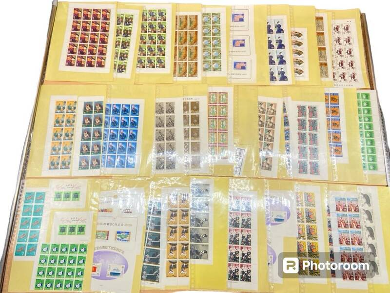 F55［未使用保管品］切手　多数　ほぼシート　総額30900円　手作業のため多少前後する可能性があります