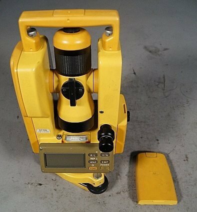 ◎ TOPCON トプコン デジタルセオドライト 測量機器 バッテリー(DB-35) ※ジャンク品 DT-110