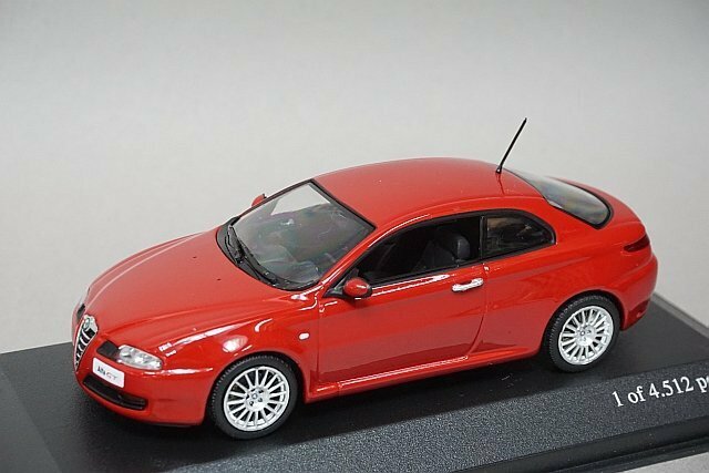 ミニチャンプス PMA 1/43 Alfa GT 2003 レッド 400120321