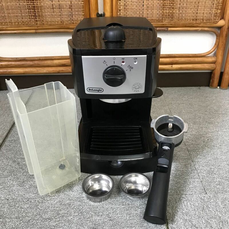 &【売り切り】DeLonghi デロンギ エスプレッソ・カプチーノメーカー EC152J ブラック×シルバー 通電確認済み