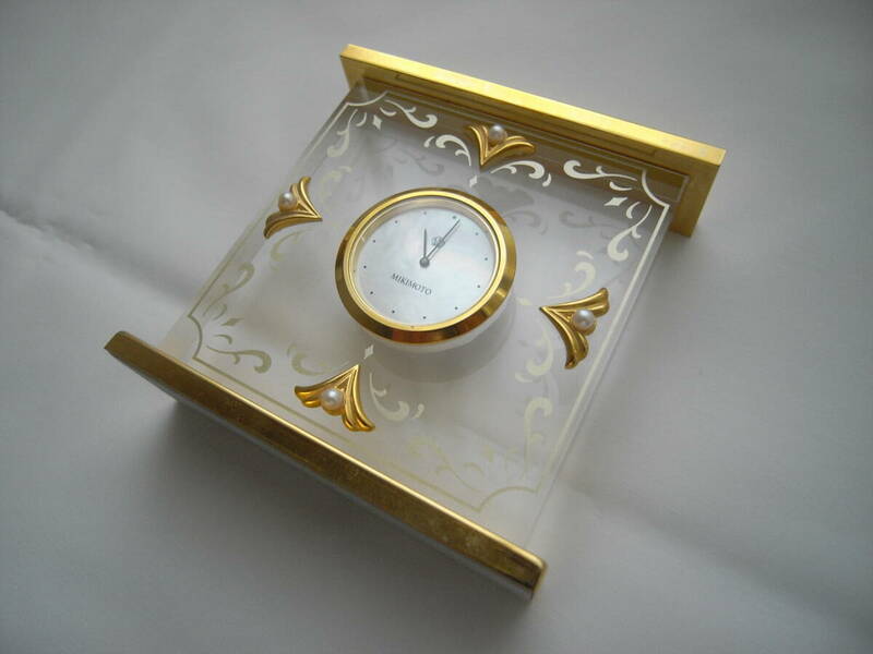 MIKIMOTO ミキモト★クォーツクロック パール（本真珠）装飾置時計★品番：NNS520E（中古商品）