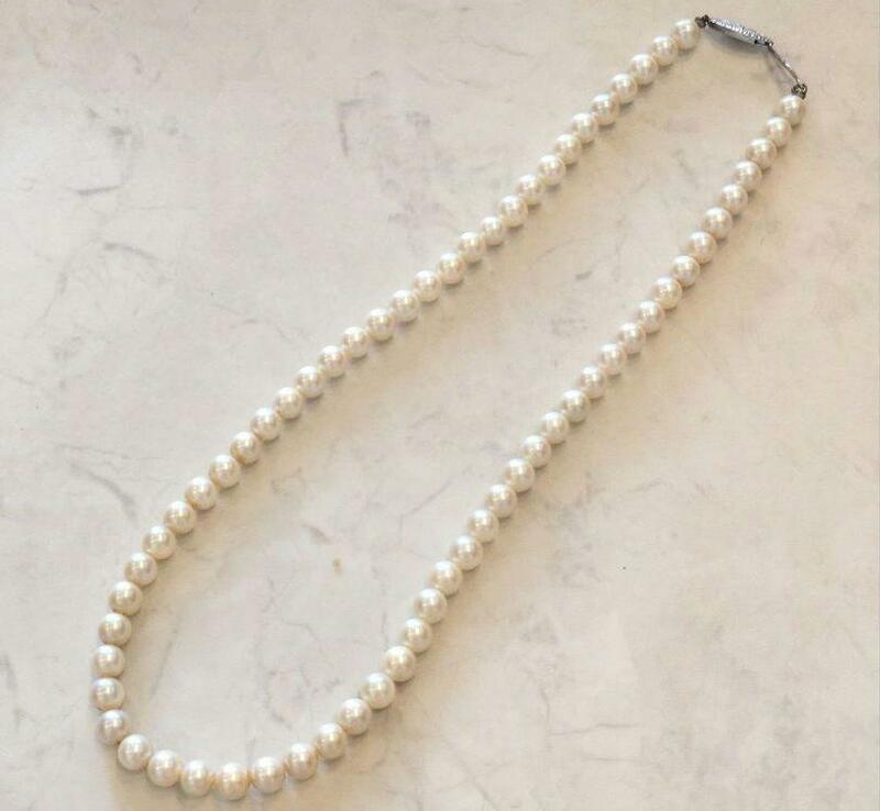 パール　真珠のイミテーション　ネックレス　フォーマル結婚式などに　シルバー刻印