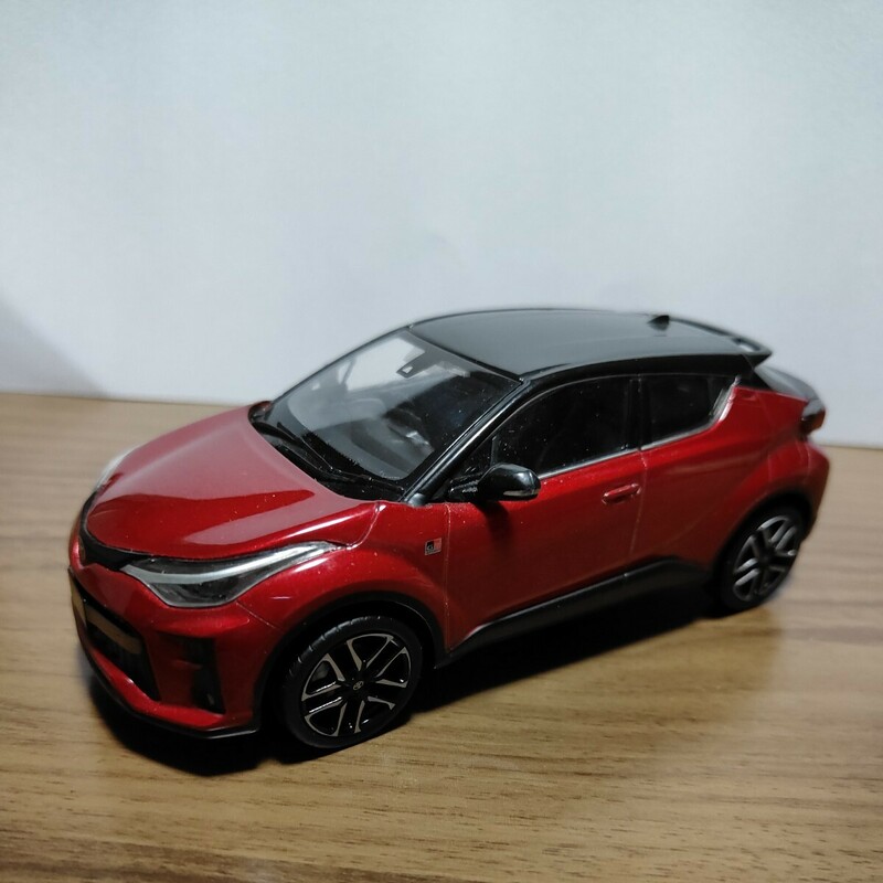 TOYOTA C−HR GR SPORT カラーサンプルミニカー　非売品