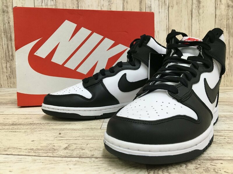 148B NIKE WMNS DUNK HIGH Black and White DD1869-103【中古】