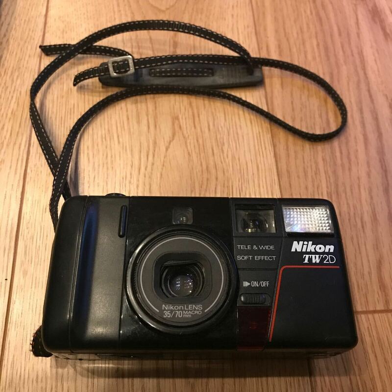 Nikon TW2D ・ニコン コンパクトフィルムカメラ 
