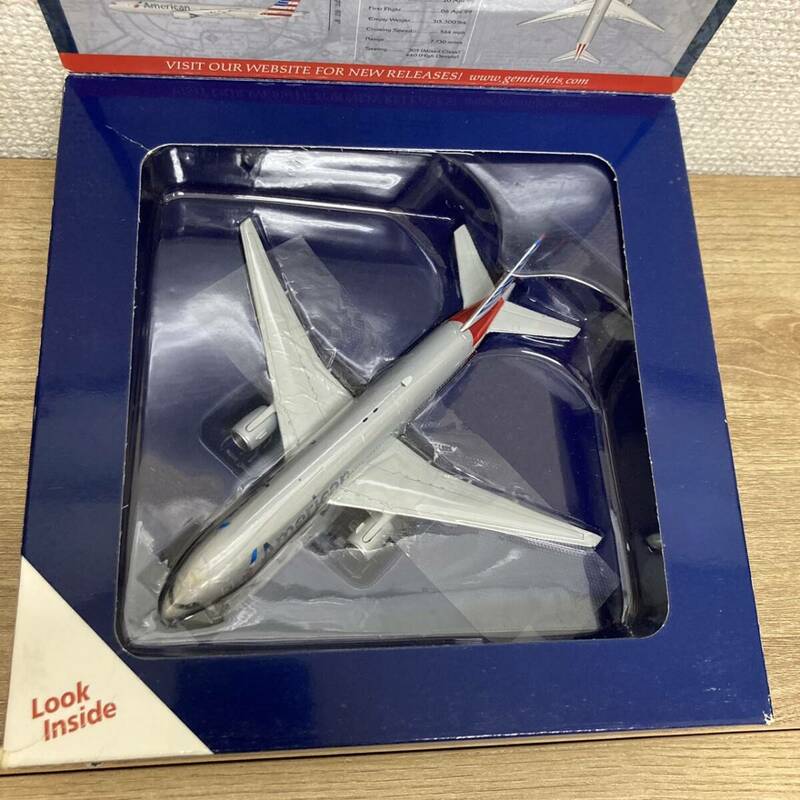 [6-23]Gemini jets American Airlines BOEING 777-200ER 1/400 飛行機【宅急便コンパクト】