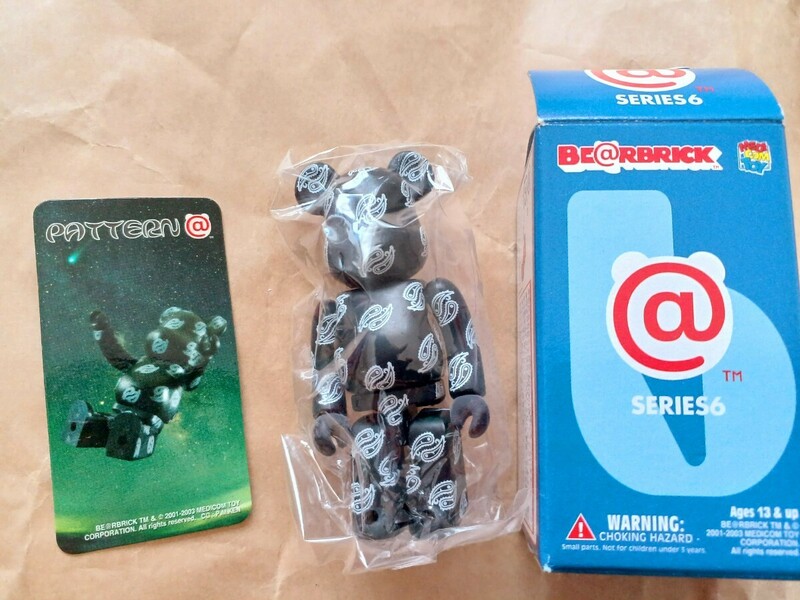 BE@RBRICK ベアブリック　シリーズ 6 pattern パターン 　BE@R 100%