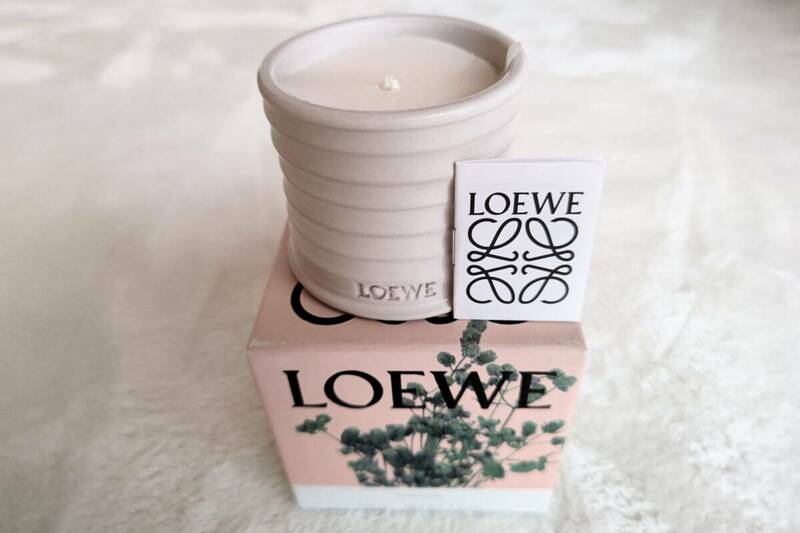 ロエベ　LOEWE　オレガノ　OREGANO アロマキャンドル 未使用品　フレグランス　白　１番人気　キャンドル　170G