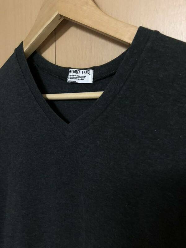 HELMUT LANG ヘルムートラング　半袖Tシャツ トップス チャコール グレー Vネック 