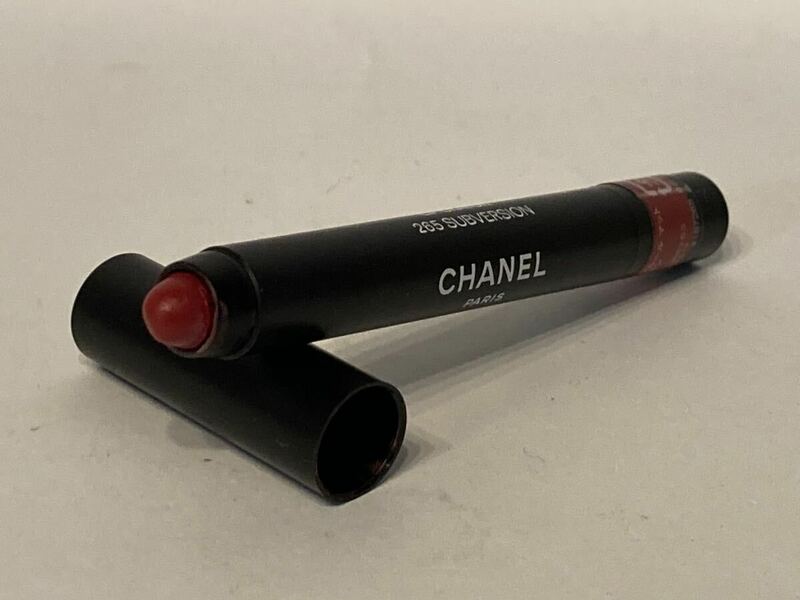 I4F108◆ シャネル CHANEL ル ルージュ クレイヨン ドゥ クルール マット 265 スブヴェルシオン リップカラー 