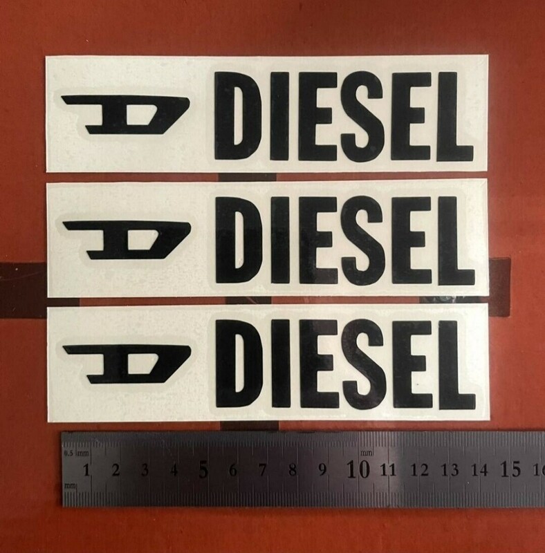 ファッション　ディーゼル　diesel　切り文字ステッカー　カッティングステッカー　防水仕様　ドレスアップ　カスタム