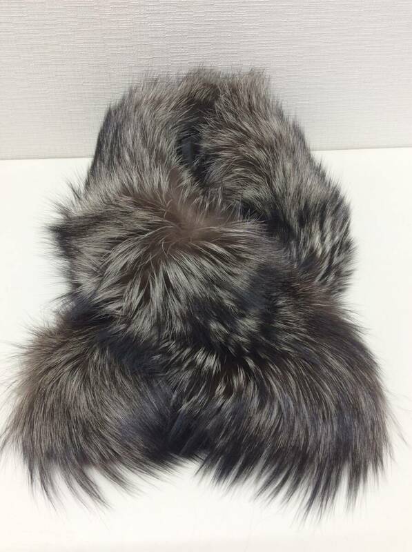 ■9035 SAGA FOX ファー 毛皮 ストール ティペット 小物 ファッション 冬物 オシャレ