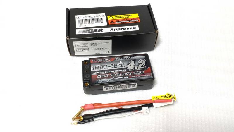 最新 Turnigy nano-tech 7.4V 4200mAh 2S2P ROAR APPROVED 65/130C ショートリポ 新品・未開封品