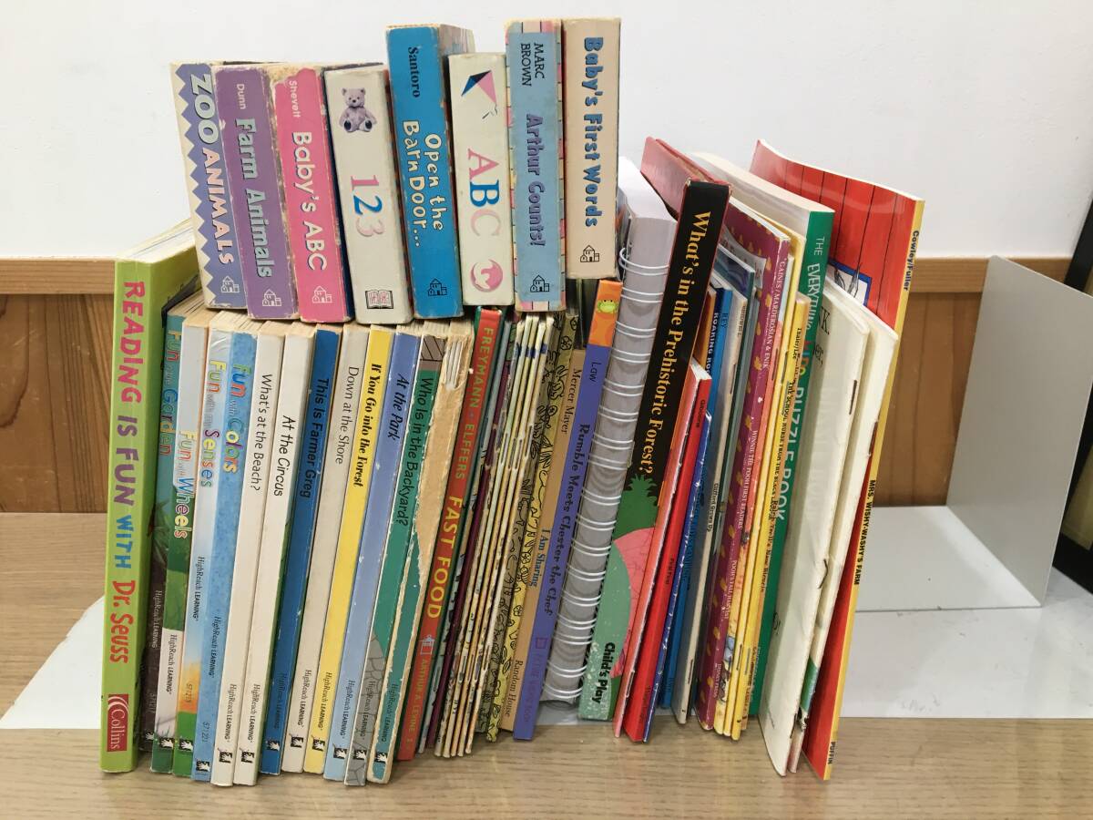 ◆送料無料◆『英語　洋書　幼児絵本　児童書』まとめて book 54冊　A74