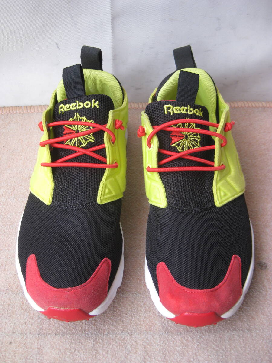 ★Reebok 　　スニーカー V66618 　　黒　赤　黄　　２４.0cm 　美品
