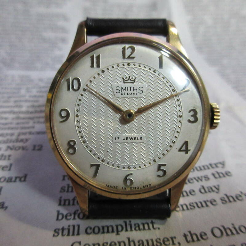 秒針がありません。　1950年代　SMITHS DELUXE （スミス デラックス） MADE IN ENGLAND　ヴィンテージ腕時計 